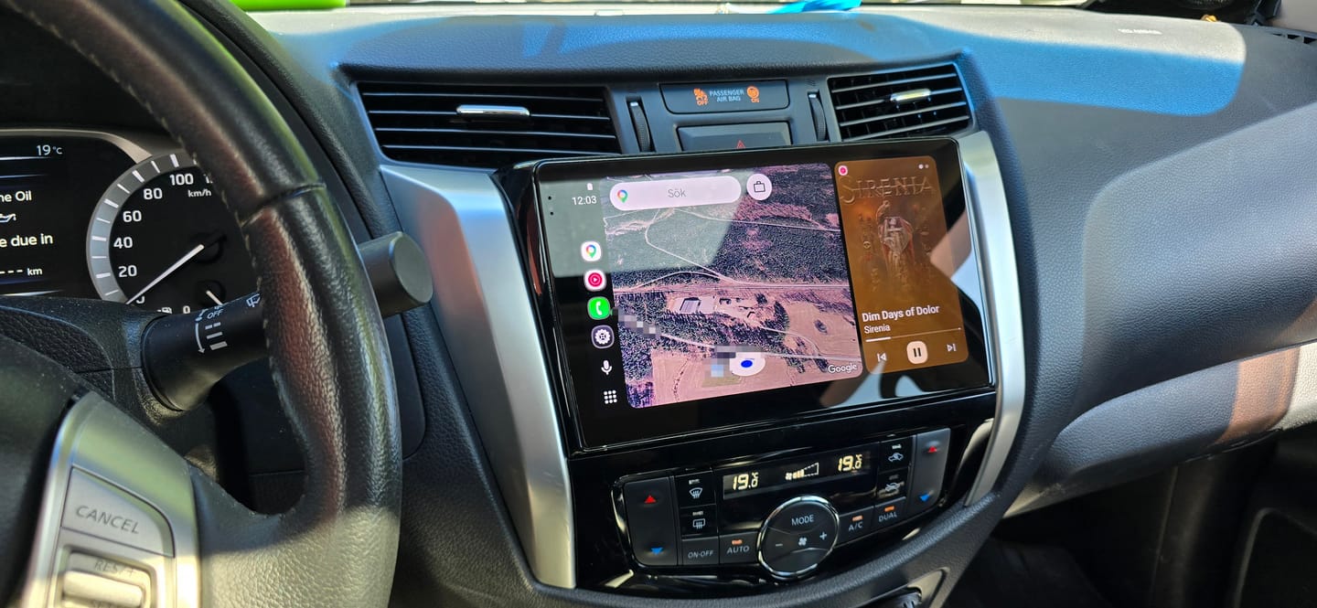 Customer photo review of Nissan Navara 2015-2023 Wireless Apple CarPlay Upgrade Kit