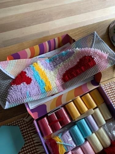 Customer photo review of PSYCHEDELIA - Rug Making Kit