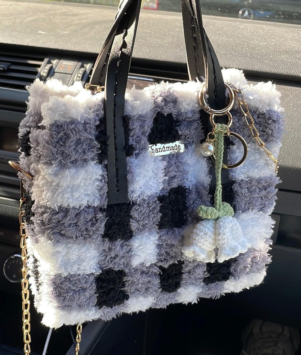Customer photo review of Black Gingham - Woven Tote Bag Kit