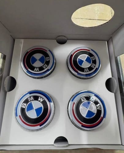 Customer photo review of BMW FLOATING WHEEL CENTRE CAP SET