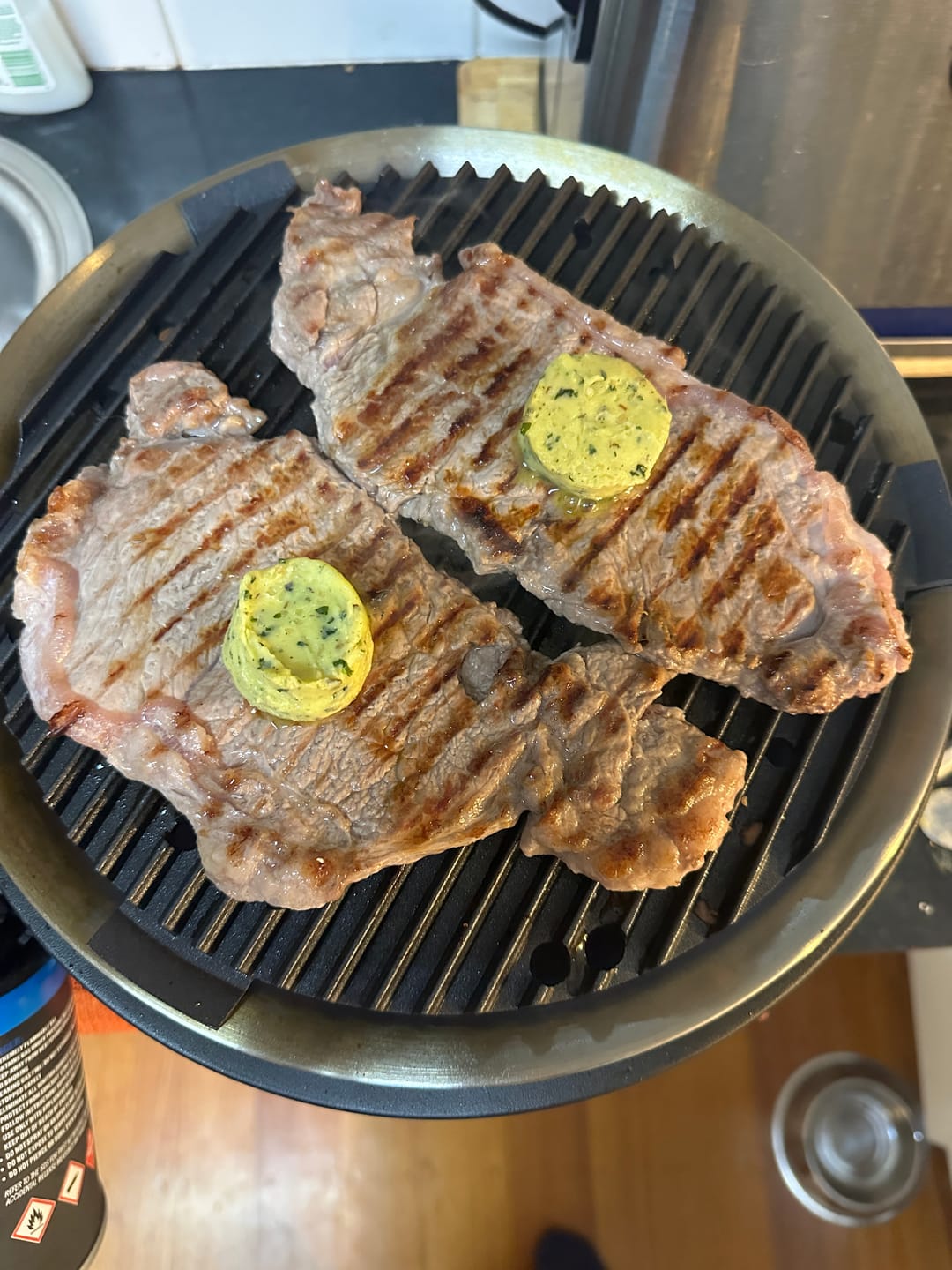 Customer photo review of COBB Grill Gas