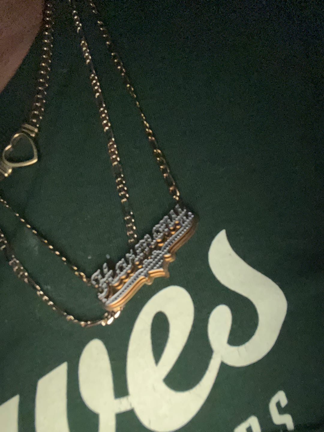 Customer photo review of Double Plated Pop Out Heart Name Necklace w/ Figaro Chain