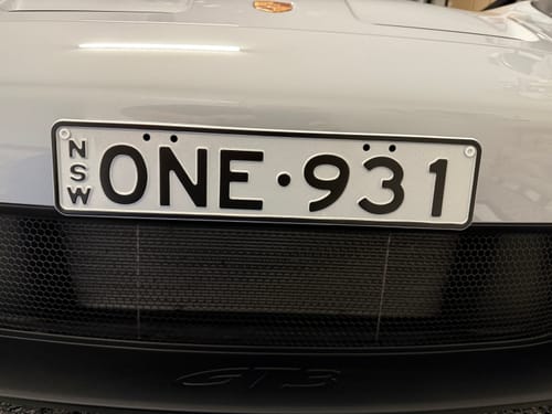 Customer photo review of [NSW] Front or Rear Slimline 372mm (w) x 84 or 372mm (w) x 107mm (h)- Number Plate Bracket