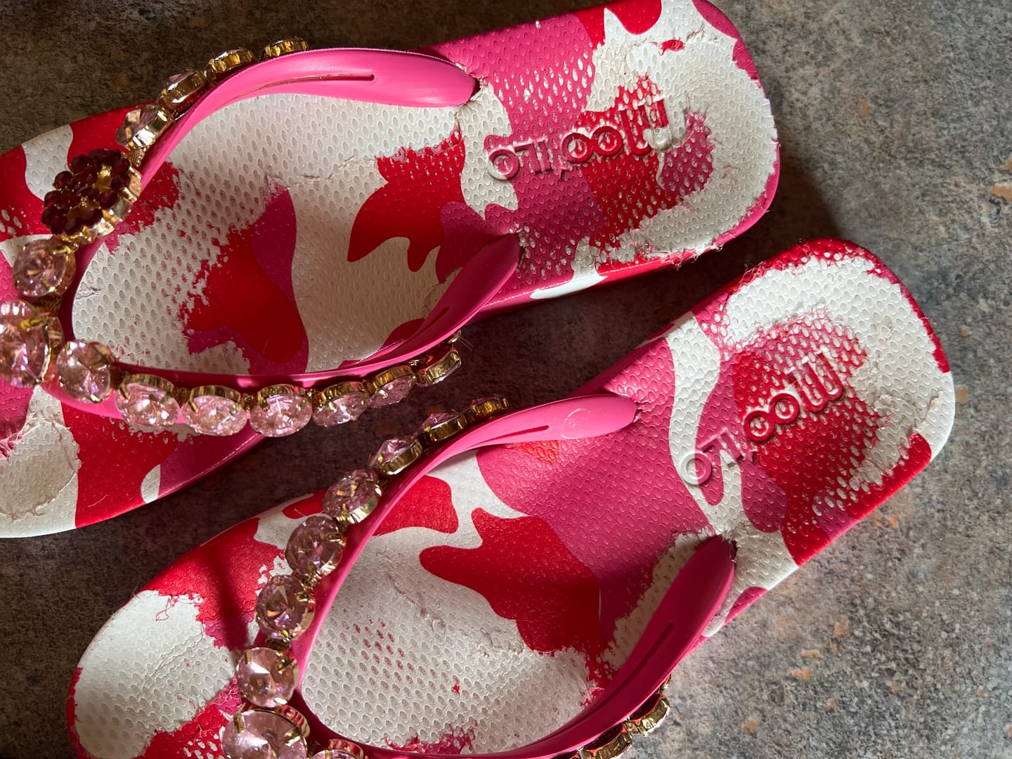 Customer photo review of Flip-Flop / Camouflage Pink - PEACE / B Ware / Fehlproduktion / Sonderpreis / ohne Tasche