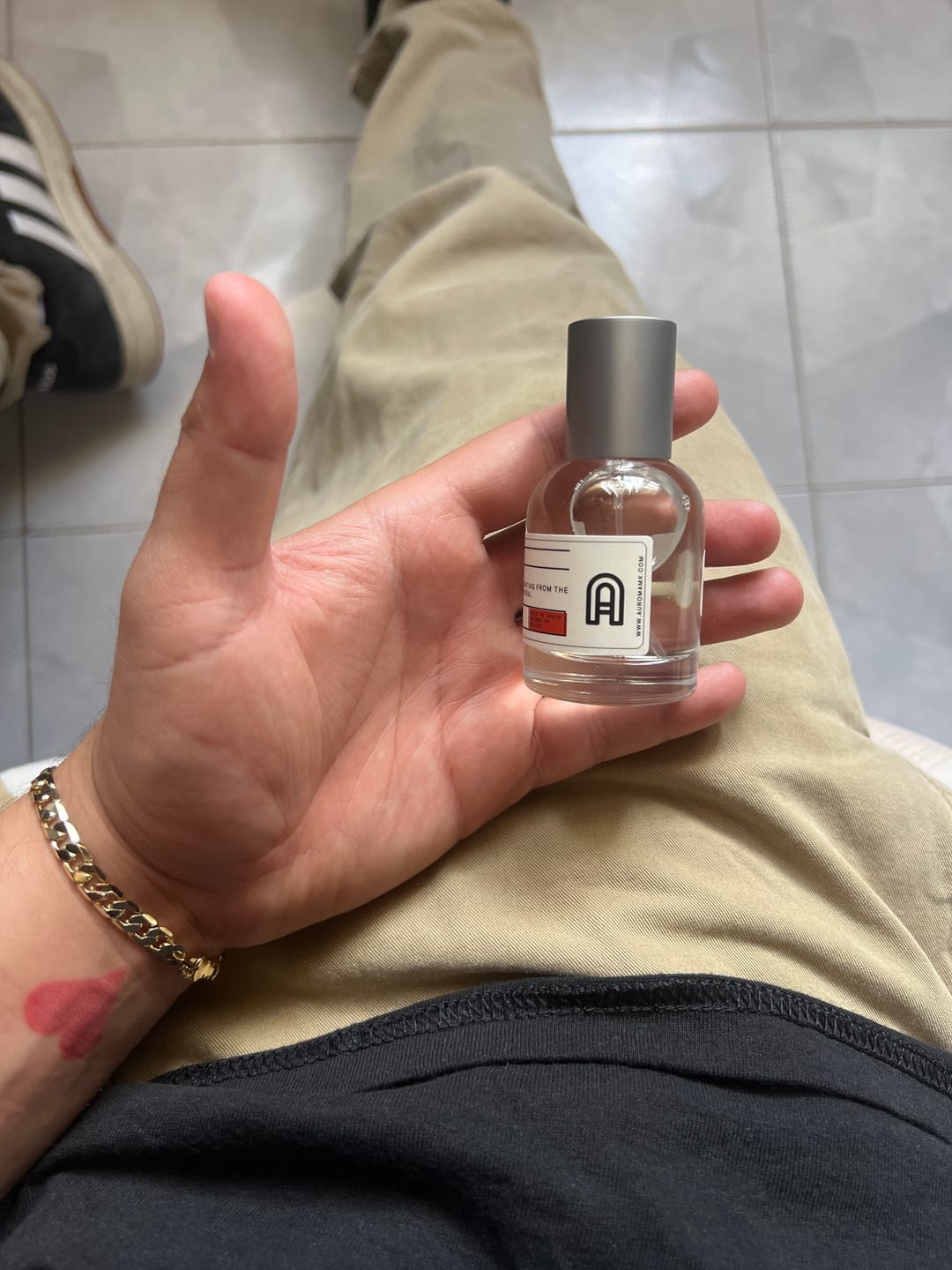 Customer photo review of Regal Obscur (Parfum) Inspirado en Bharara King (Bharara)