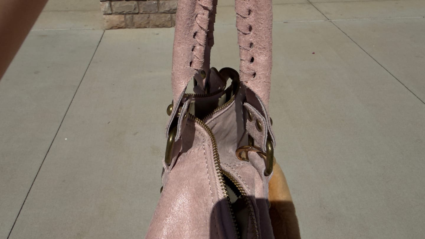 Customer photo review of It girl bag vanilla pink