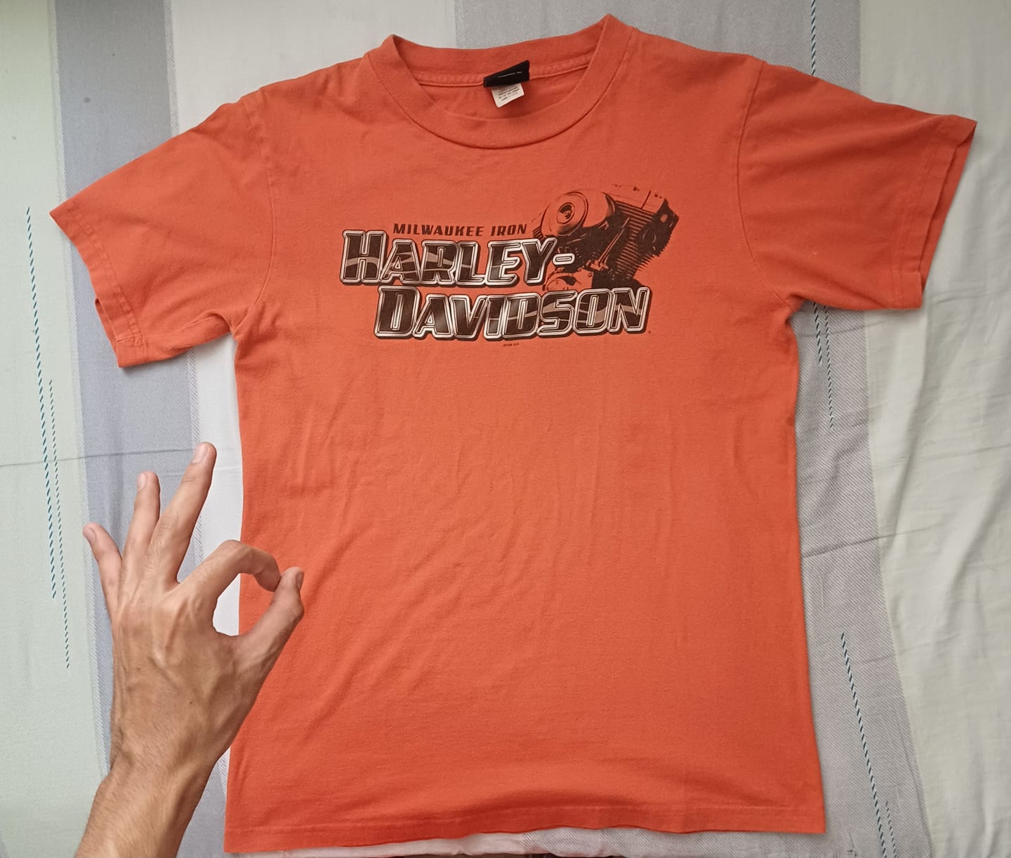 Customer photo review of Vintage 2005 Harley Davidson Bahamas Tee (M)