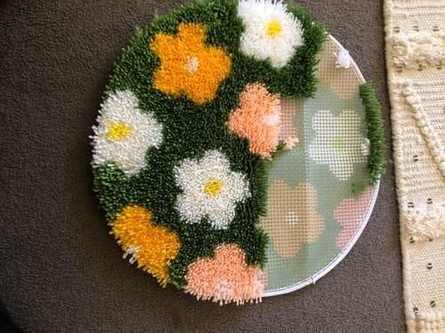 Customer photo review of FLOWER BOMB GREEN - Rug Making Kit
