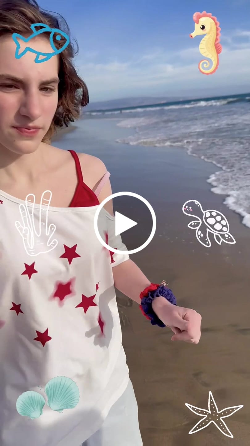 Customer video review of Aelfric Eden Star Graphic Off-The-Shoulder Tee