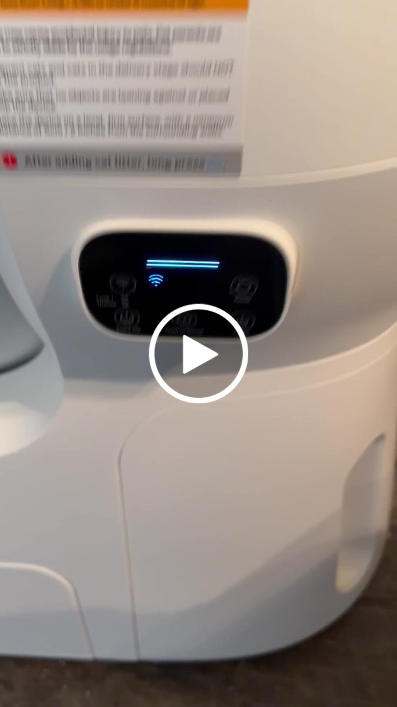 Customer video review of Self-cleaning Litter Box CS106