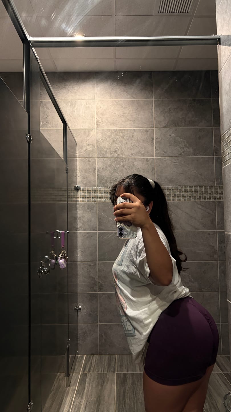 Customer photo review of Muse Shorts