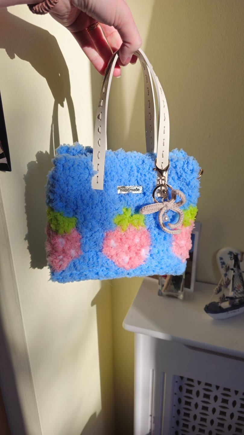 Customer photo review of Blue Tulip - Woven Tote Bag Kit