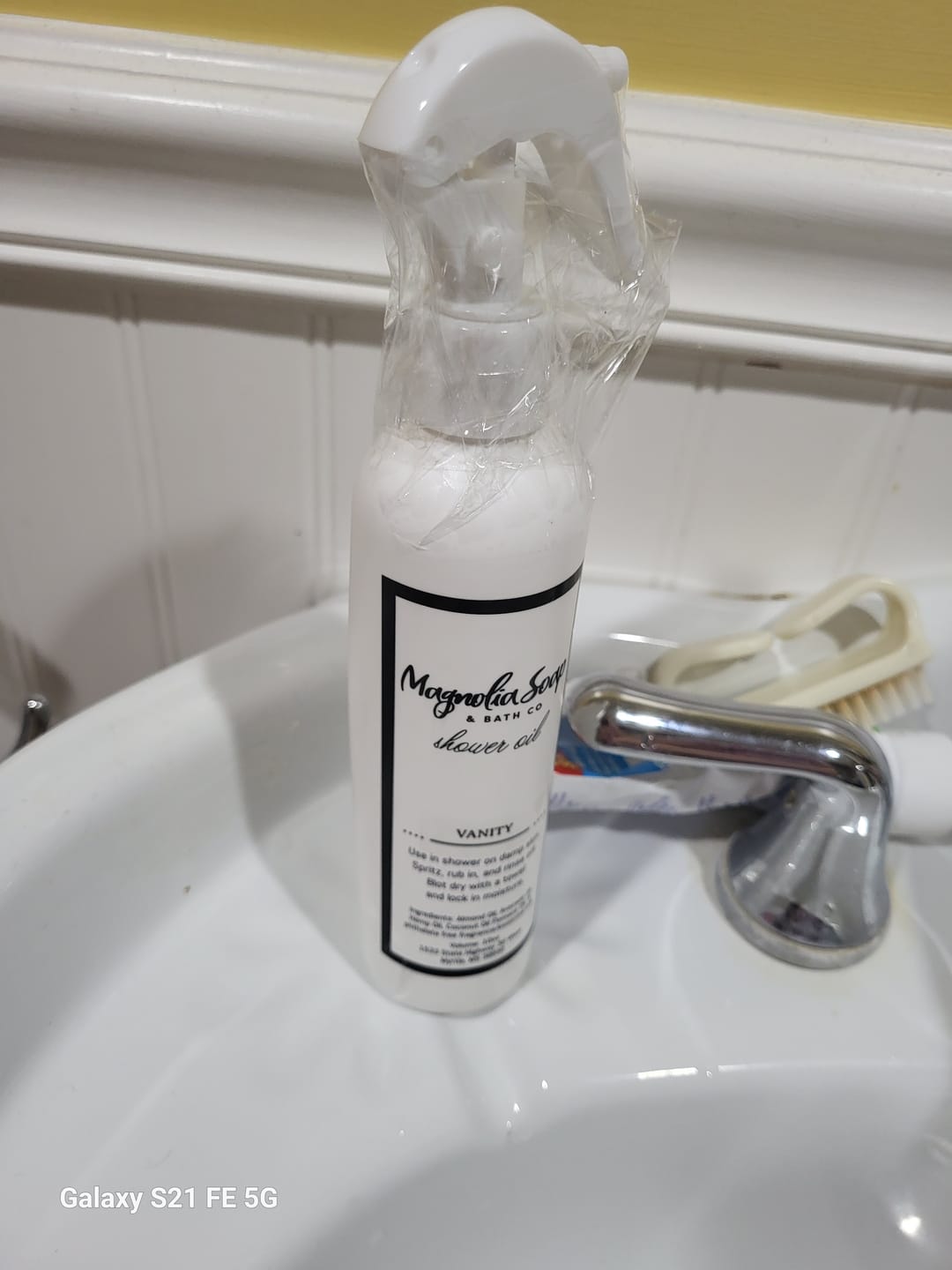 Customer photo review of Shower Oil-Vanity