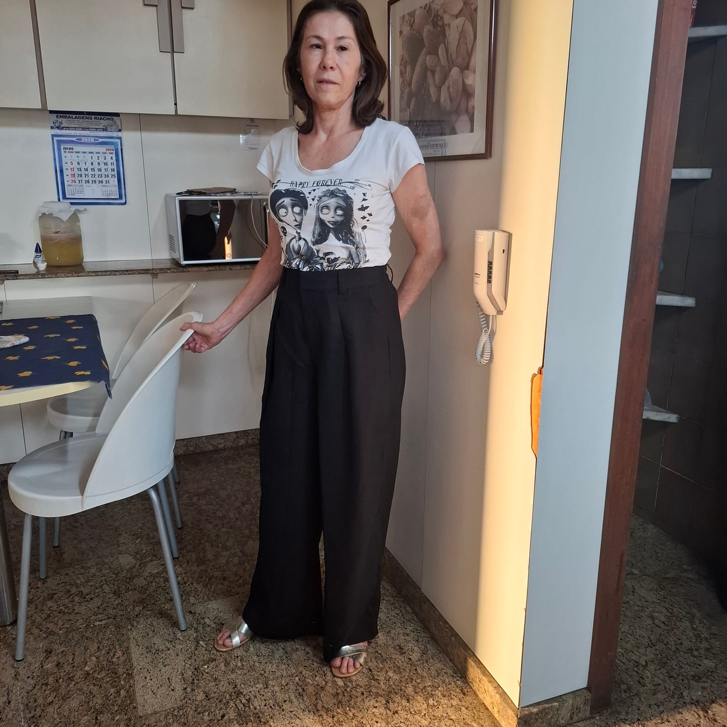 Customer photo review of Calça Pantalona Graviola Preta