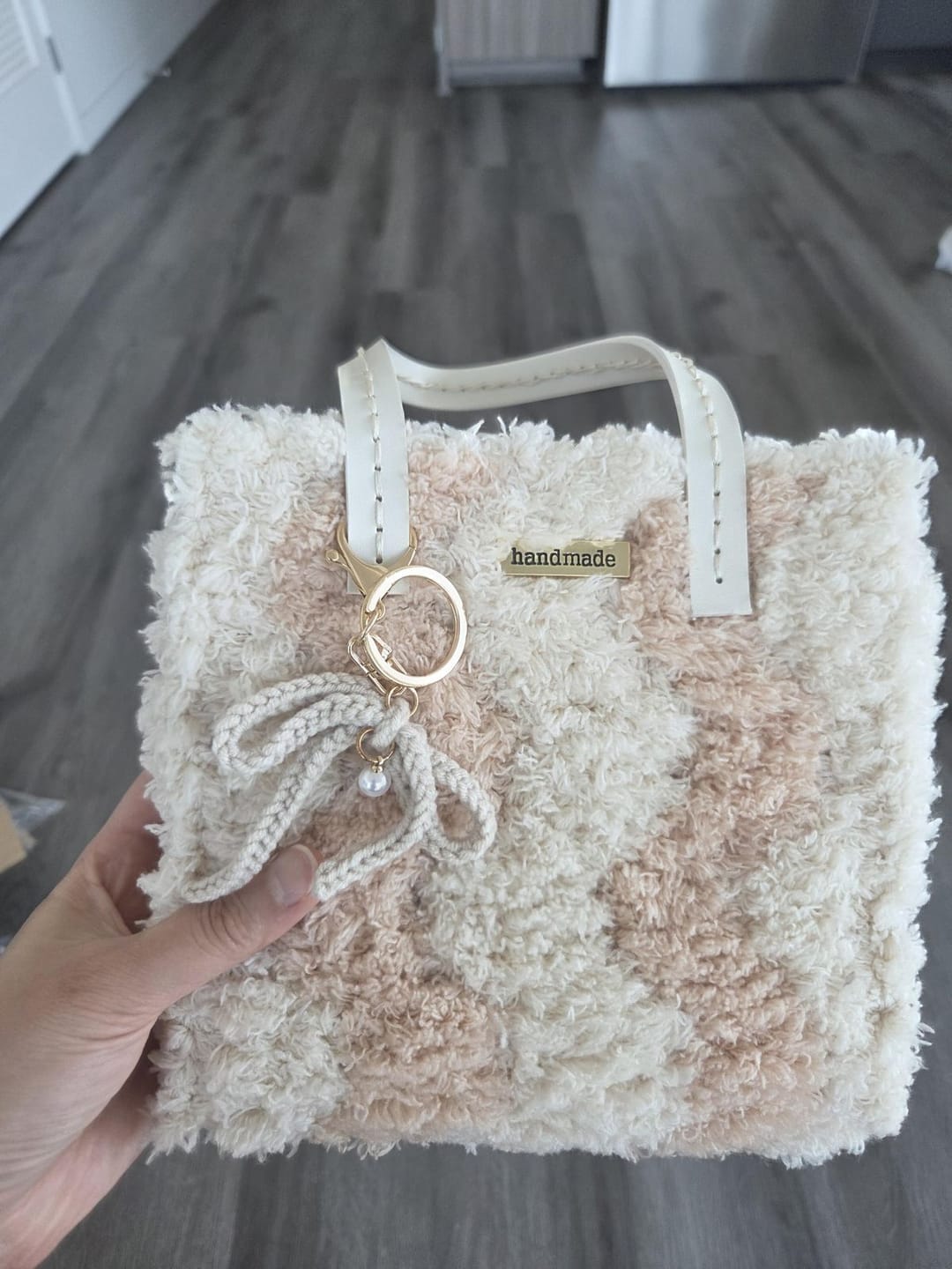 Customer photo review of Neutrals Wavey - Woven Tote Bag Kit