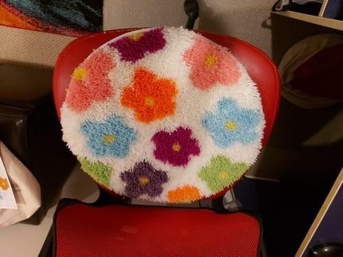 Customer photo review of FLOWER BOMB RAINBOW - Rug Making Kit