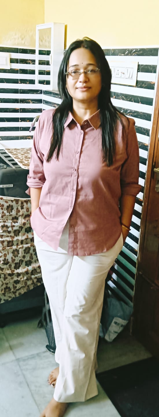 Customer photo review of Women Ecru Airy Linen Wide Leg Pant