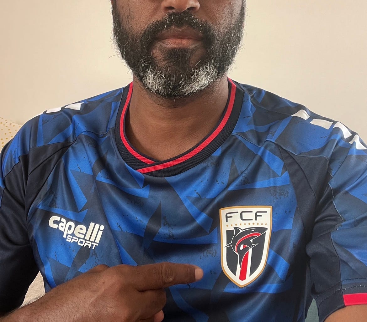 Customer photo review of Maillot Cap-Vert I - 26/27
