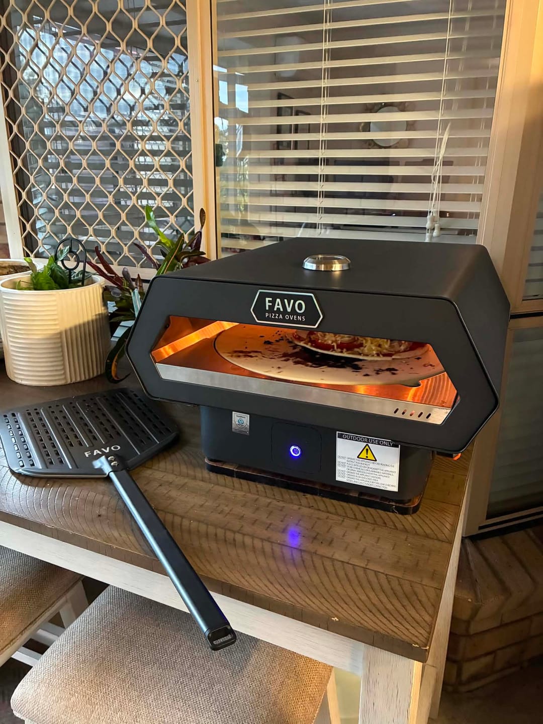Customer photo review of FAVO 17" Rotating Stone Pizza Oven
