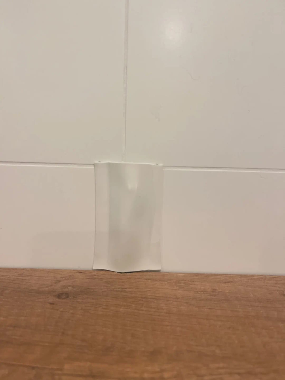 Customer photo review of Self-Adhesive PVC Cable Protector Cover - Flexible Wear-Resistant Cord Organizer
