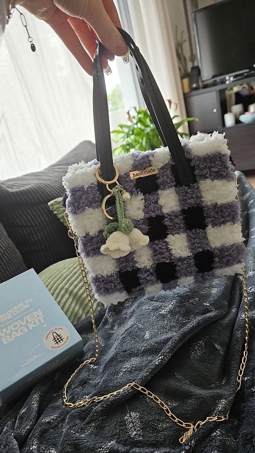 Customer photo review of Black Gingham - Woven Tote Bag Kit