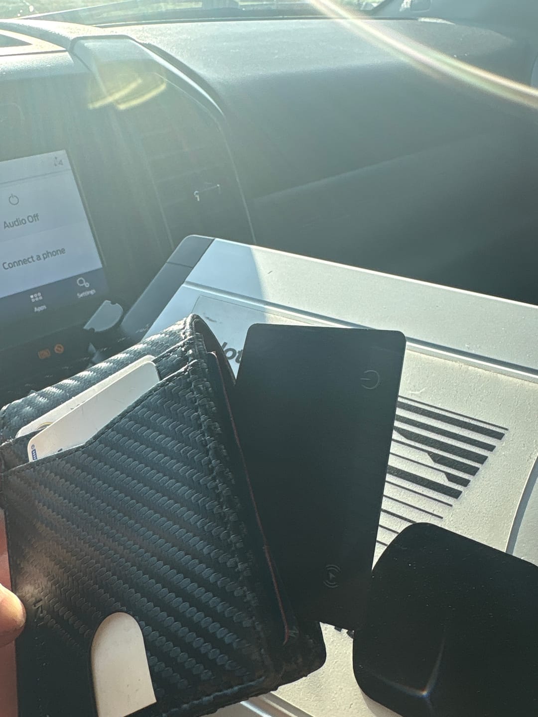 Customer photo review of Carrier Tracker - כרטיס מעקב