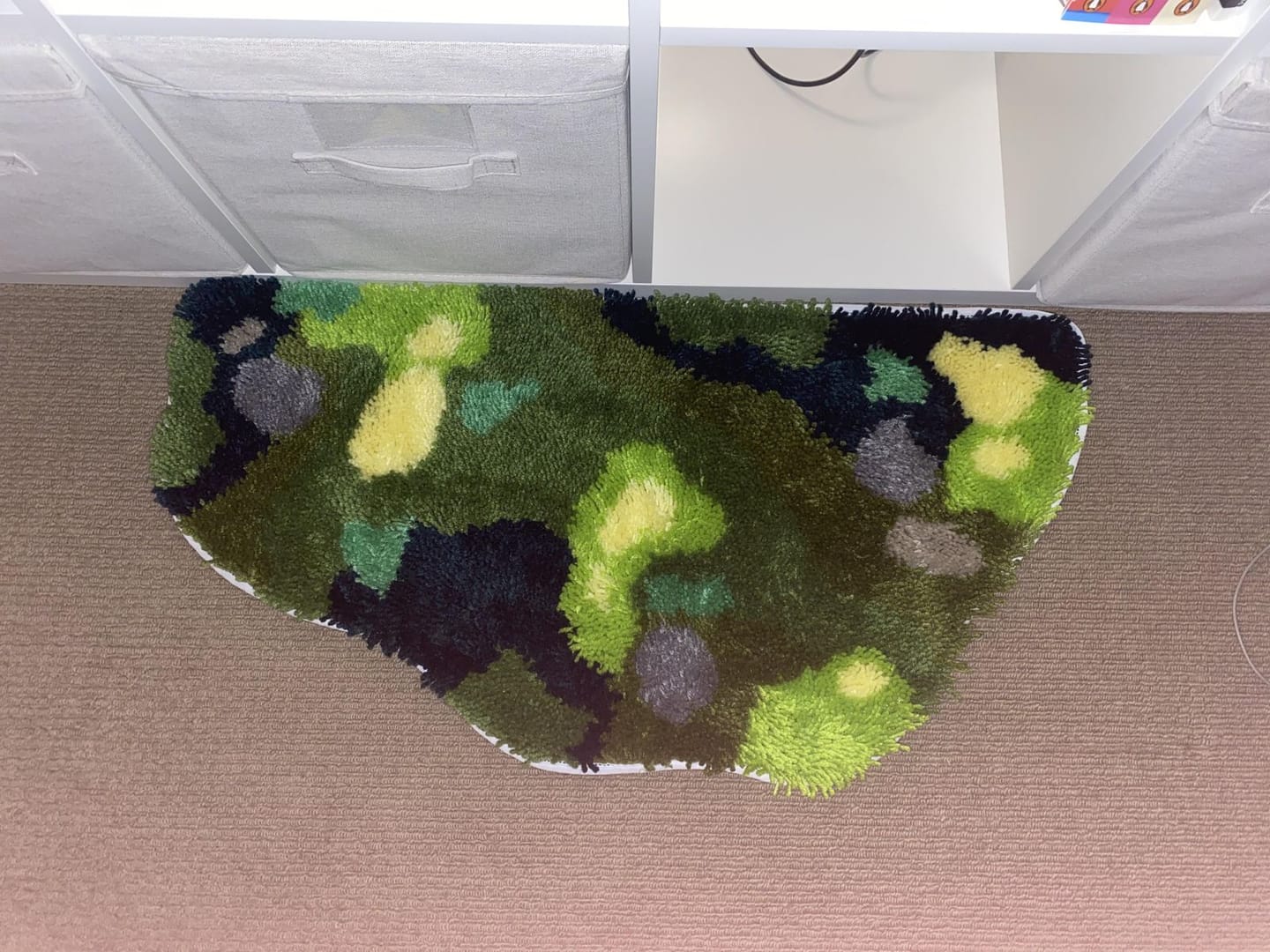 Customer photo review of MOSSY CAVERN - XL Mirror Rug Making Kit
