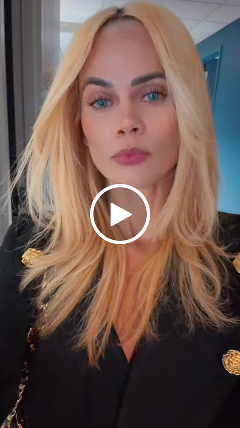 Customer video review of LEYLA | OCEAN BLUE