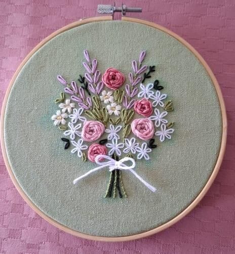 Customer photo review of DARLING DAISY BOUQUET - Embroidery Kit