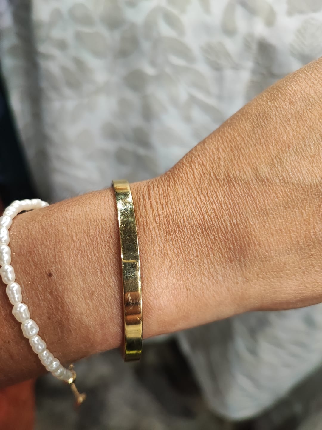 Customer photo review of Escrava Minimal