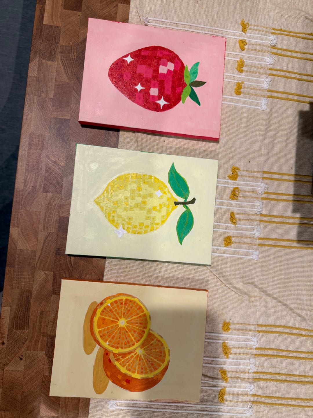 Customer photo review of 6 Mini Paintings - Shiny Fruit Set