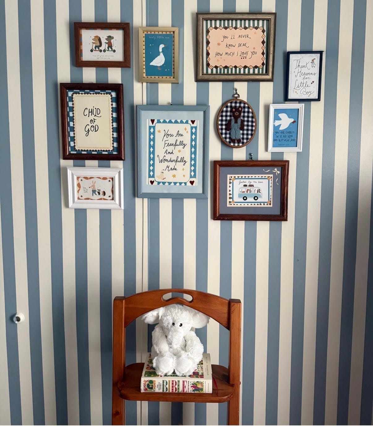 Customer photo review of Christian – Nursery & kids wall art