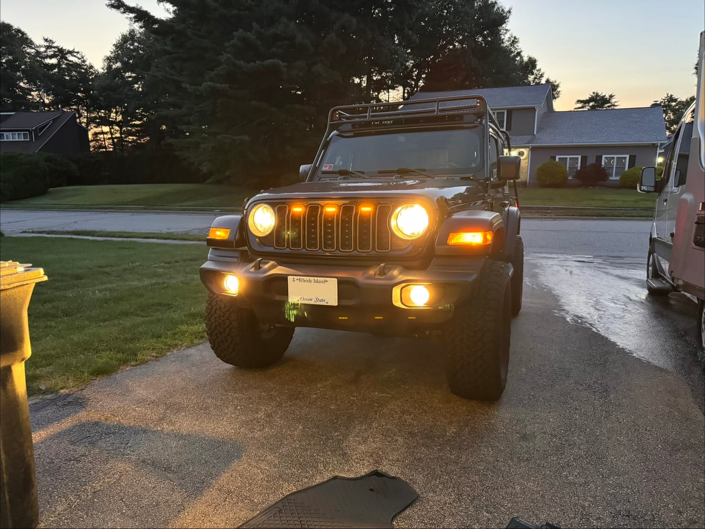 Customer photo review of Prerunner Amber/RGB Grille Lights for 24-26 JL JT Grille