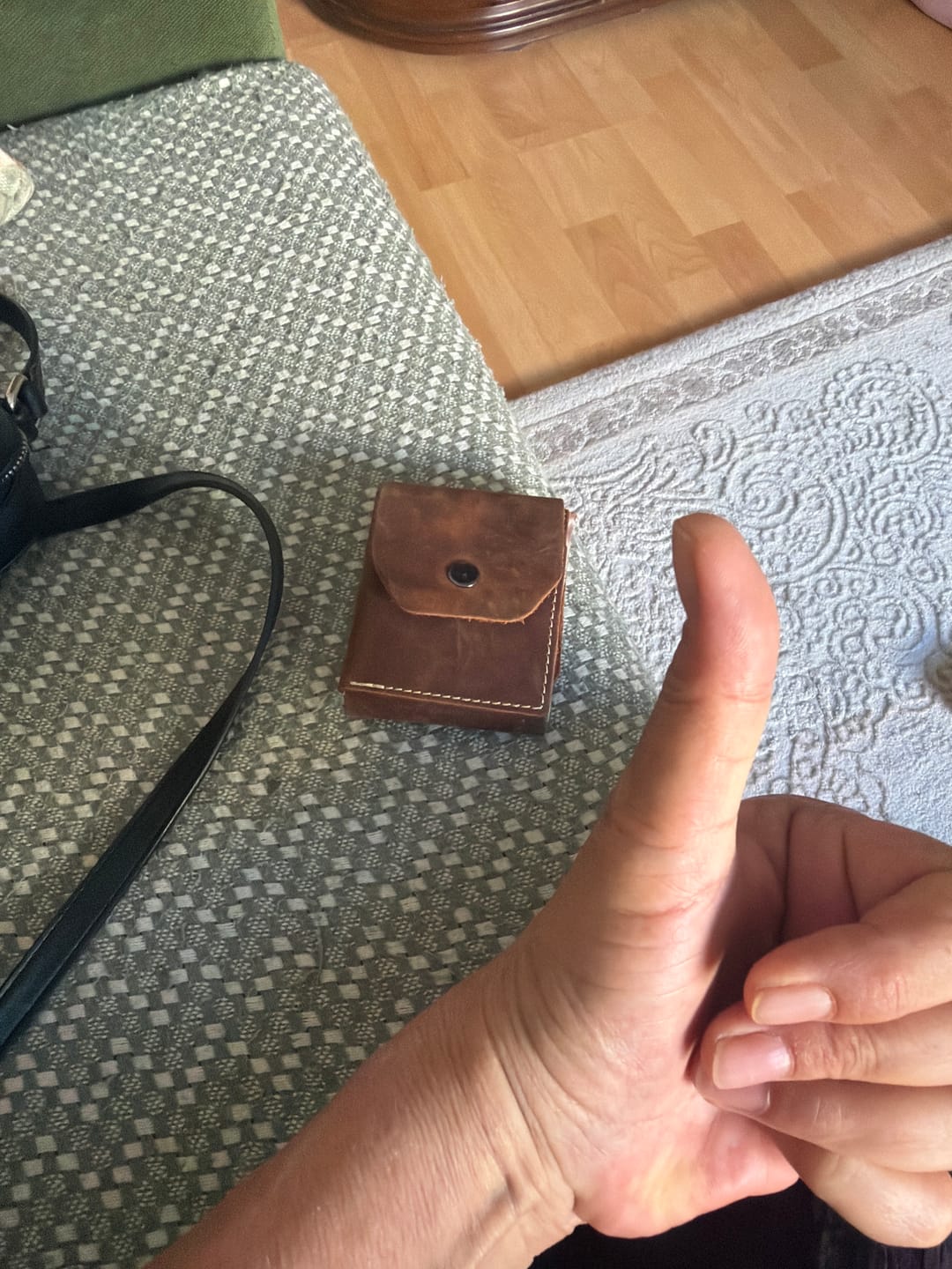 Customer photo review of Arvenzo - El Yapımı Hakiki Deri Erkek Cüzdanı