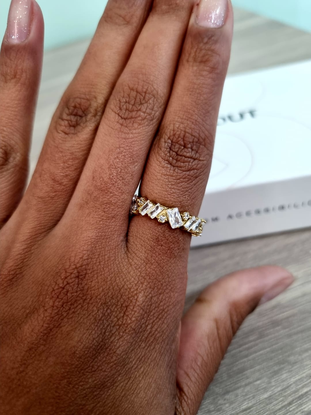 Customer photo review of Anel Riviera Capri Banhado em Ouro 18k