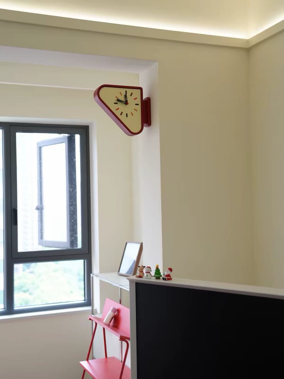 Customer photo review of Triangle Corner View Clock