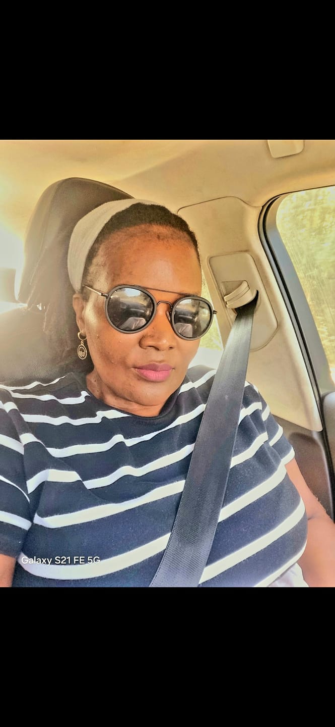 Customer photo review of Gold Diva Drop Earrings