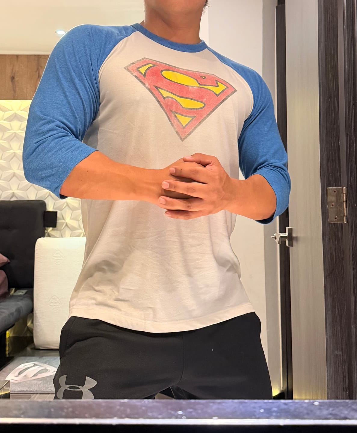 Customer photo review of 8072 - Superman 3/4 Raglan Shirts