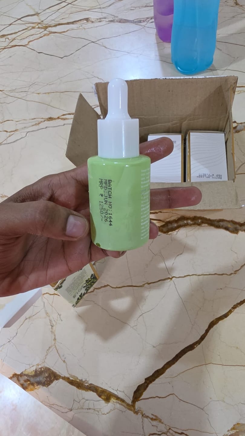 Customer photo review of C Shine 20% Vitamin C Absorption Booster Serum (30 ml)