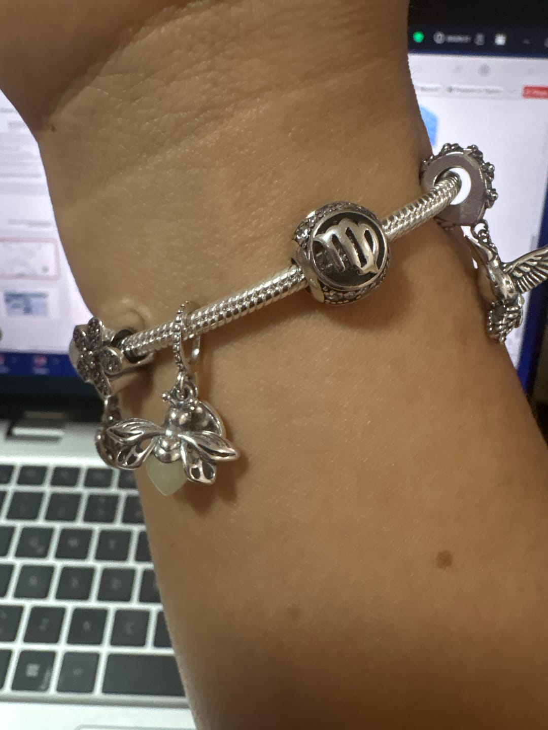 Customer photo review of Luciernaga "Iluminas Mi Vida" Fluorescente