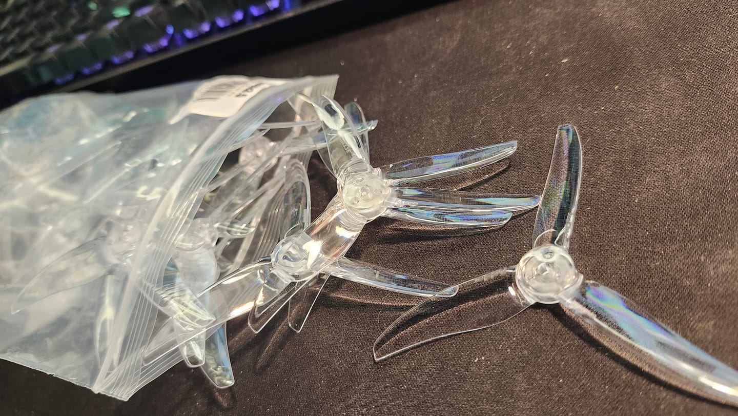 Customer photo review of Gemfan Bash 3.5