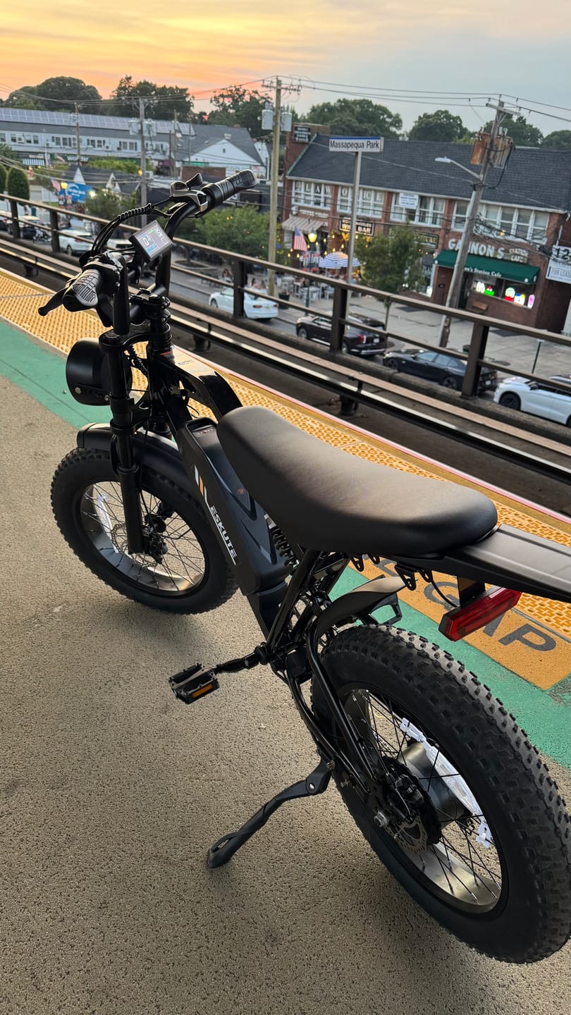 Customer photo review of Eskute® V200 20*4.0" Dirt Electric Bike for Kids&Teens