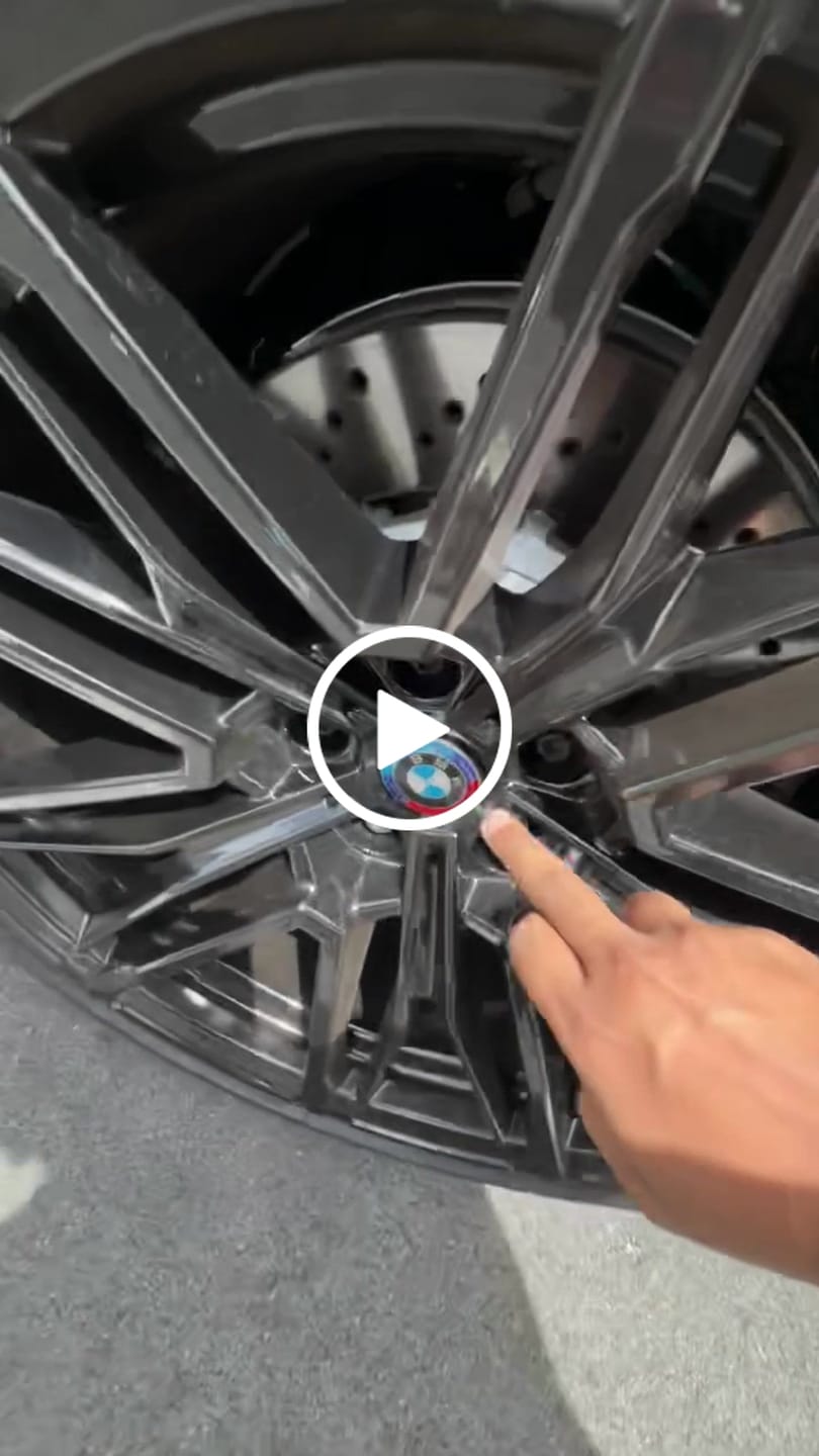 Customer video review of BMW FLOATING WHEEL CENTRE CAP SET