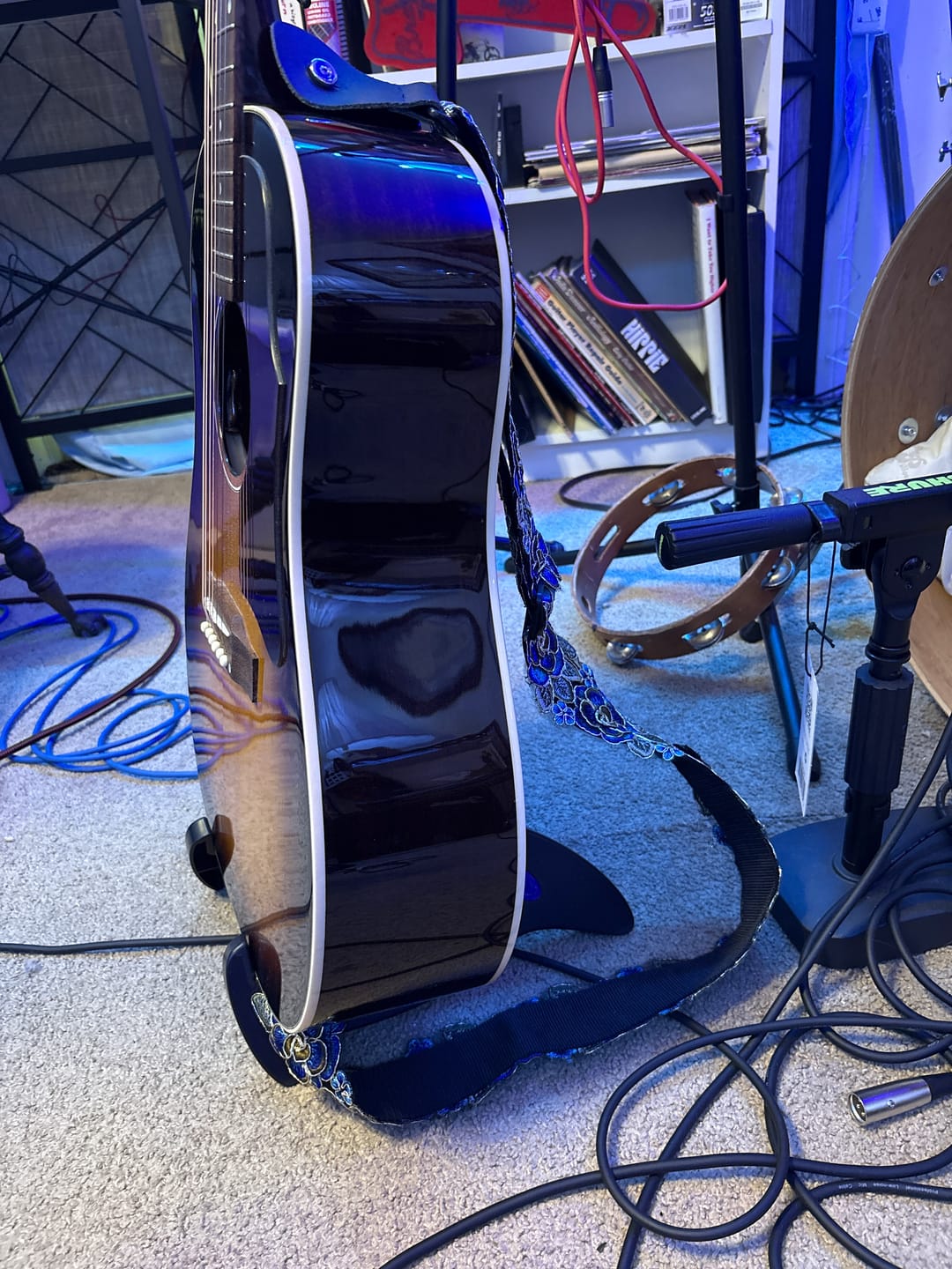 Customer photo review of BunnyNest A-Frame Guitar Stand – Collapsible, Lightweight, Portable, & Universal for Acoustic, Electric, and Bass Guitars