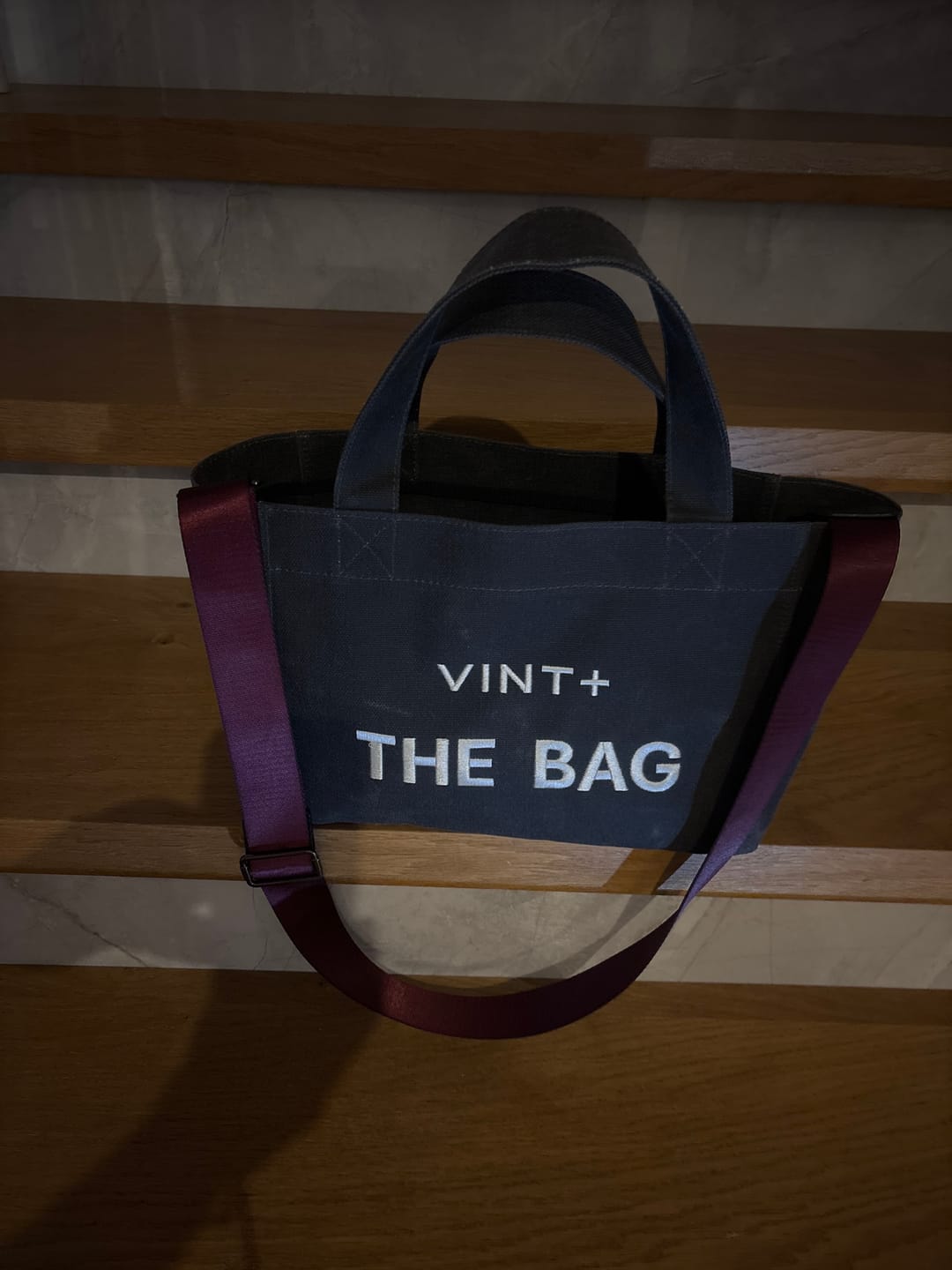 Customer photo review of FERMUARLI MUMLU KANVAS TOTE ÇANTA - KÜÇÜK - ANTRASİT