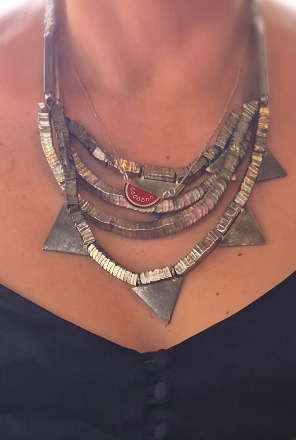 Customer photo review of HW-MELON NECKLACE