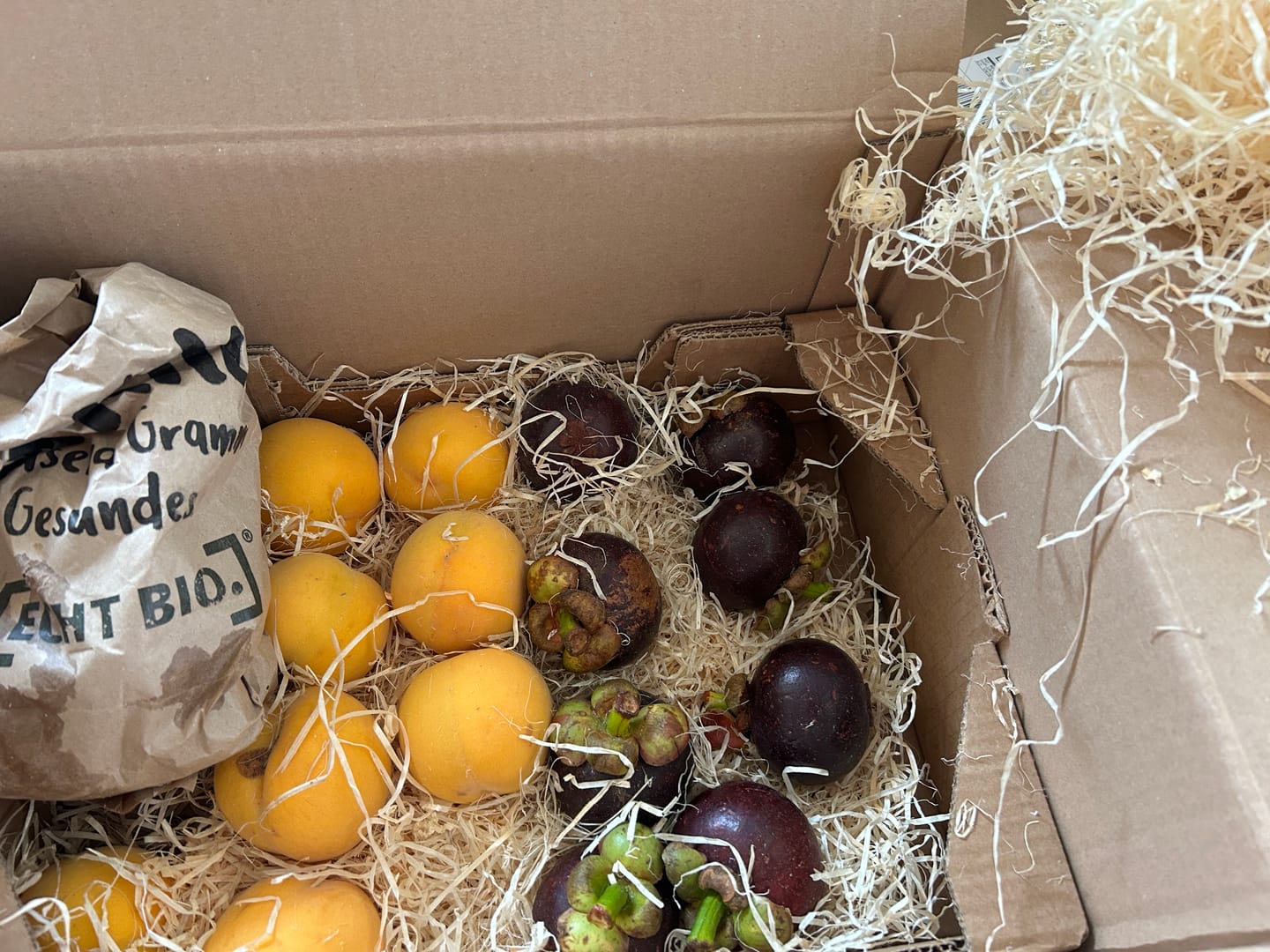 Customer photo review of Mangostan (Mangosteen) Sommeraktion %