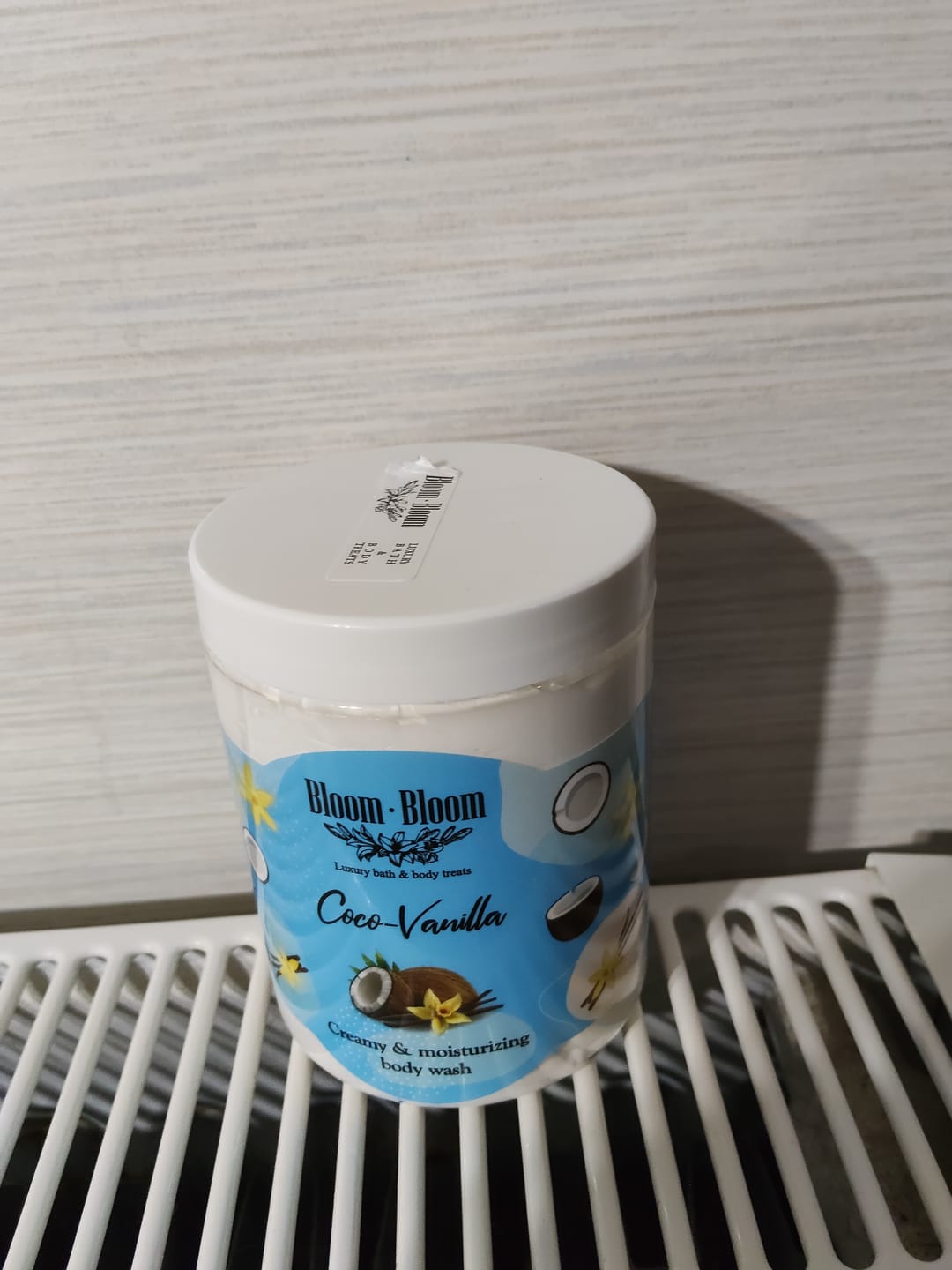 Customer photo review of Σαπουνοπαγωτό Coco Vanilla | Κρεμώδες Αφρόλουτρο με Βούτυρο Καριτέ | 250gr