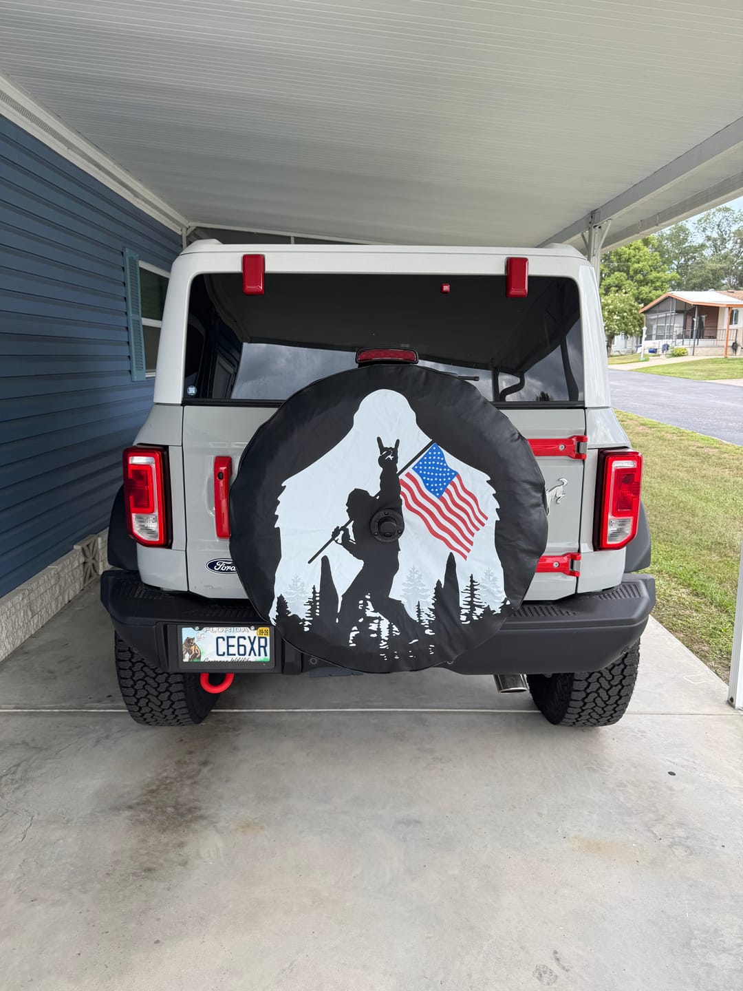 Customer photo review of Patriotic Bigfoot Tire Cover