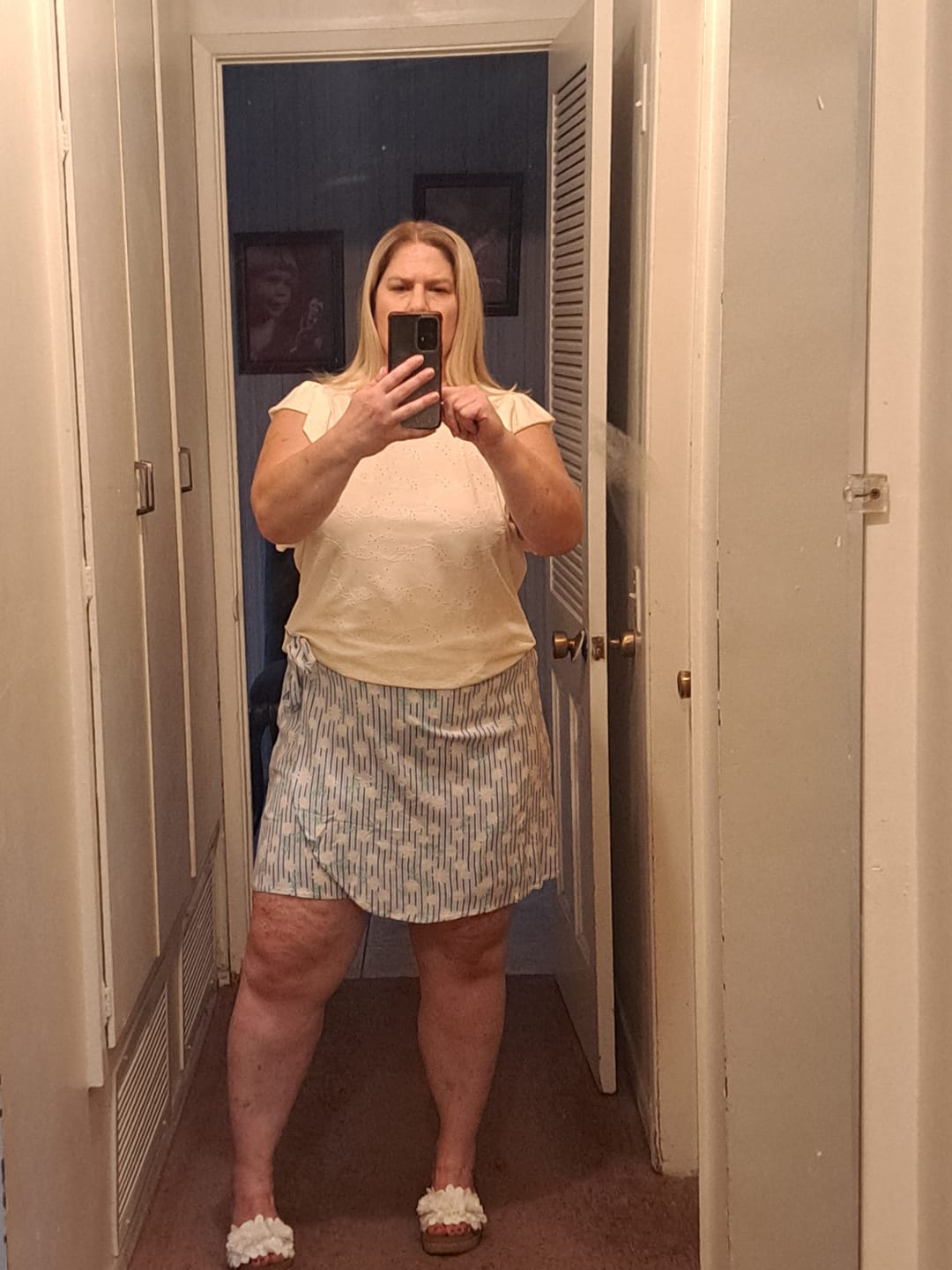 Customer photo review of Corky's White Wildflower Wedges